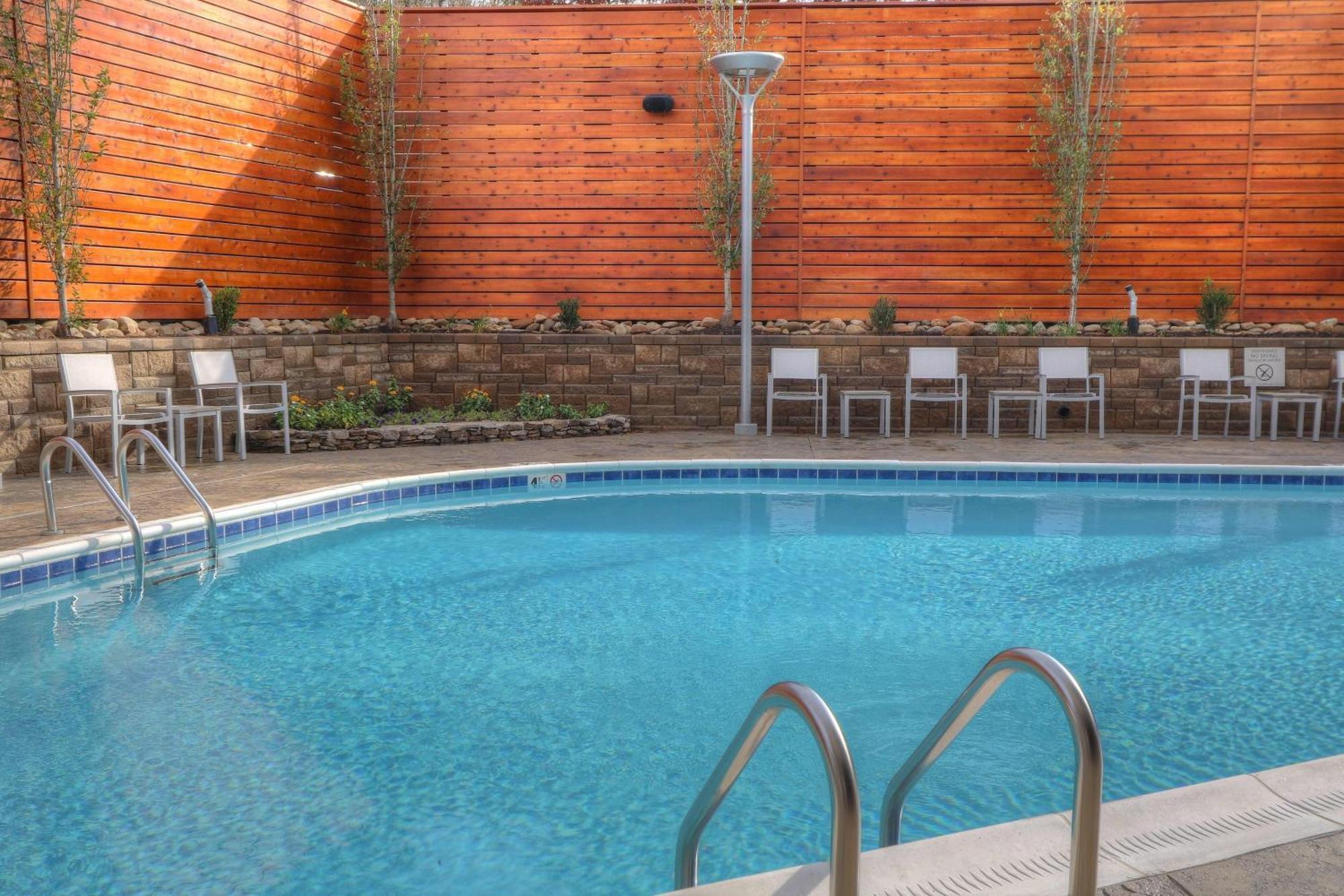 Fairfield Inn & Suites By Marriott Gatlinburg Downtown Екстер'єр фото
