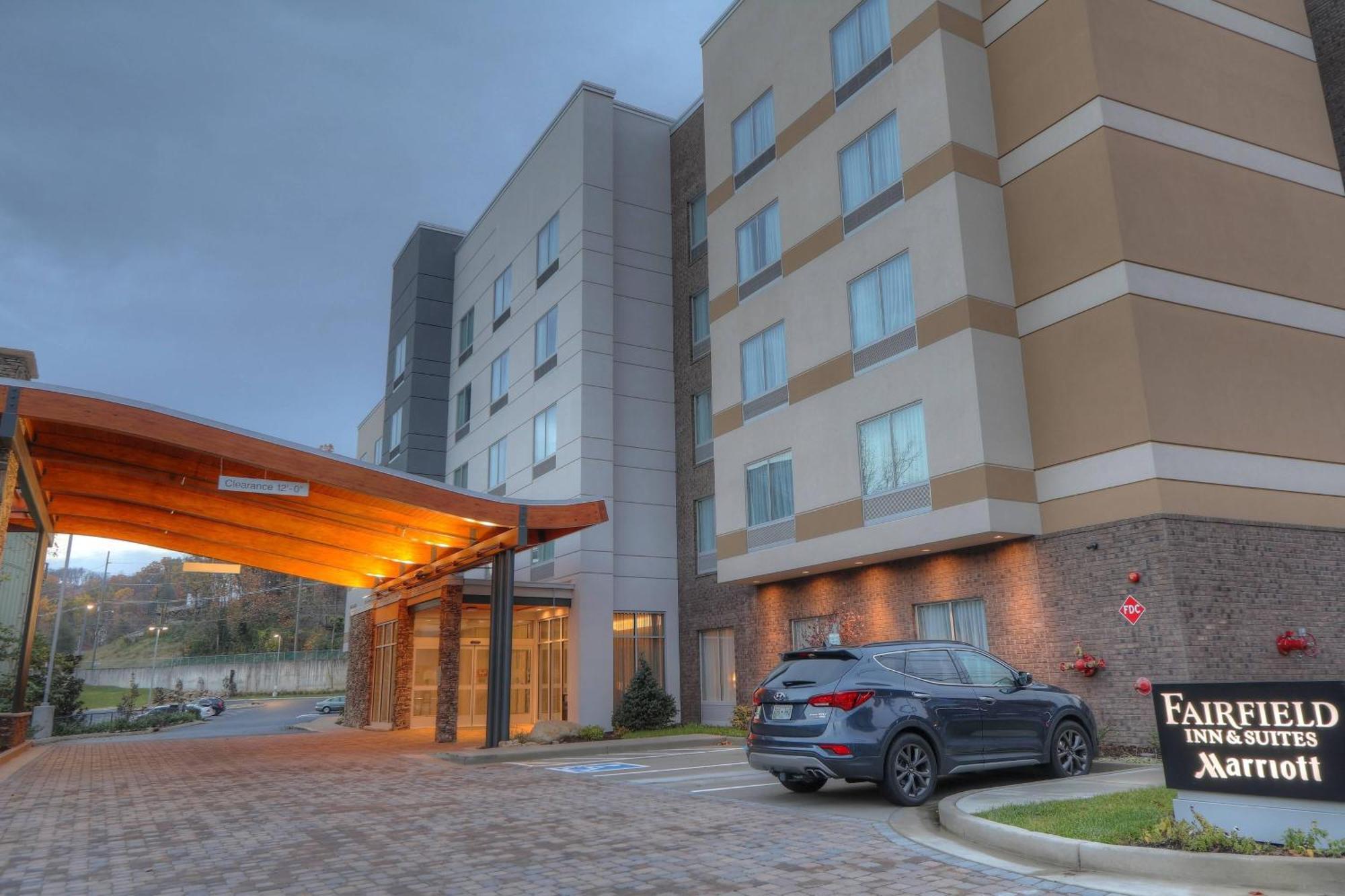 Fairfield Inn & Suites By Marriott Gatlinburg Downtown Екстер'єр фото
